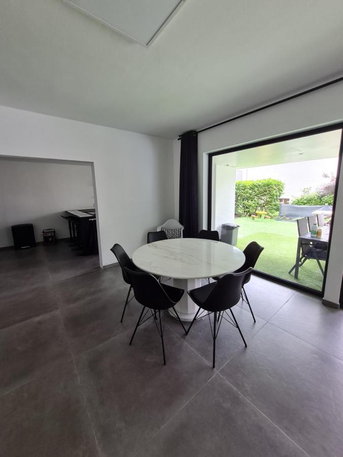 Apartment The White